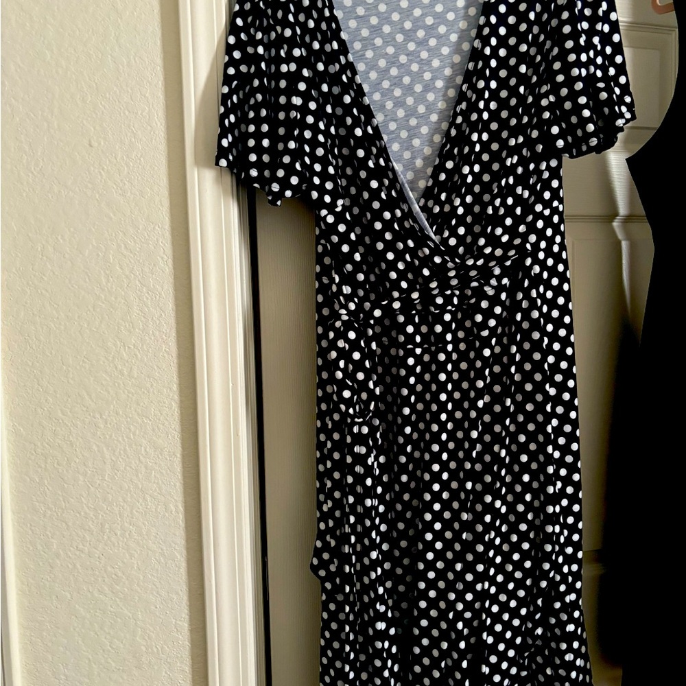 Dresses ! CLEAN AND NEVER WORN!!